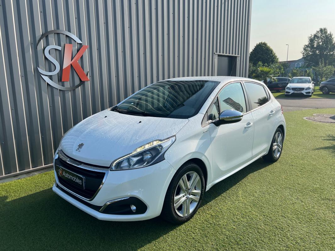 Voitures d'occasion de haute qualité disponibles chez SK Automobiles.