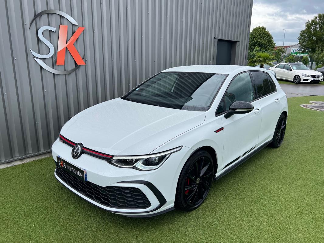Voitures d'occasion de haute qualité disponibles chez SK Automobiles.