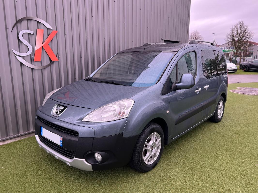 Voitures d'occasion de haute qualité disponibles chez SK Automobiles.