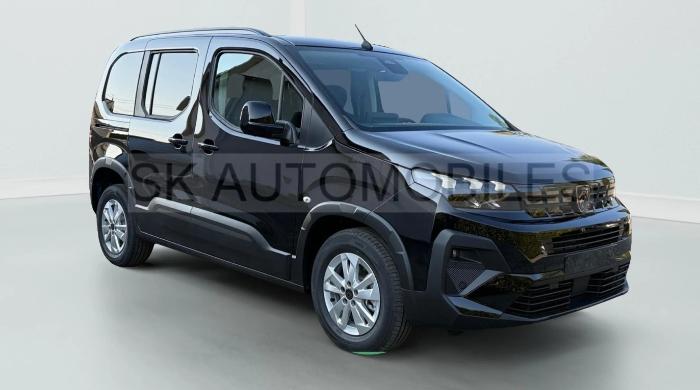Voitures d'occasion de haute qualité disponibles chez SK Automobiles.